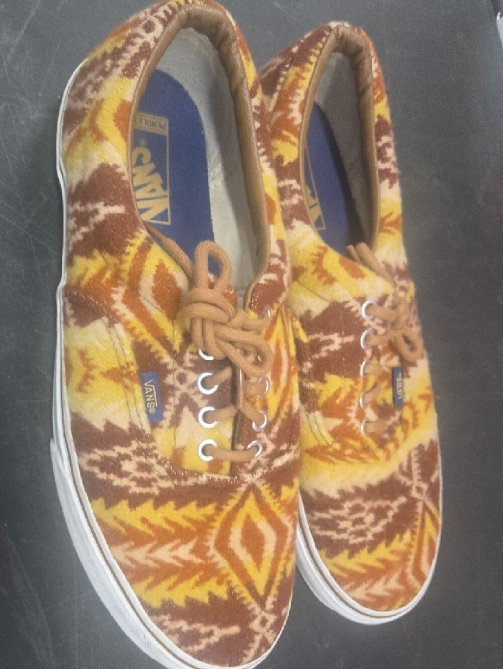 Vans Low-Top Southwestern Canvas Sneakers - Men's Size 11*** - Picture 3 of 8